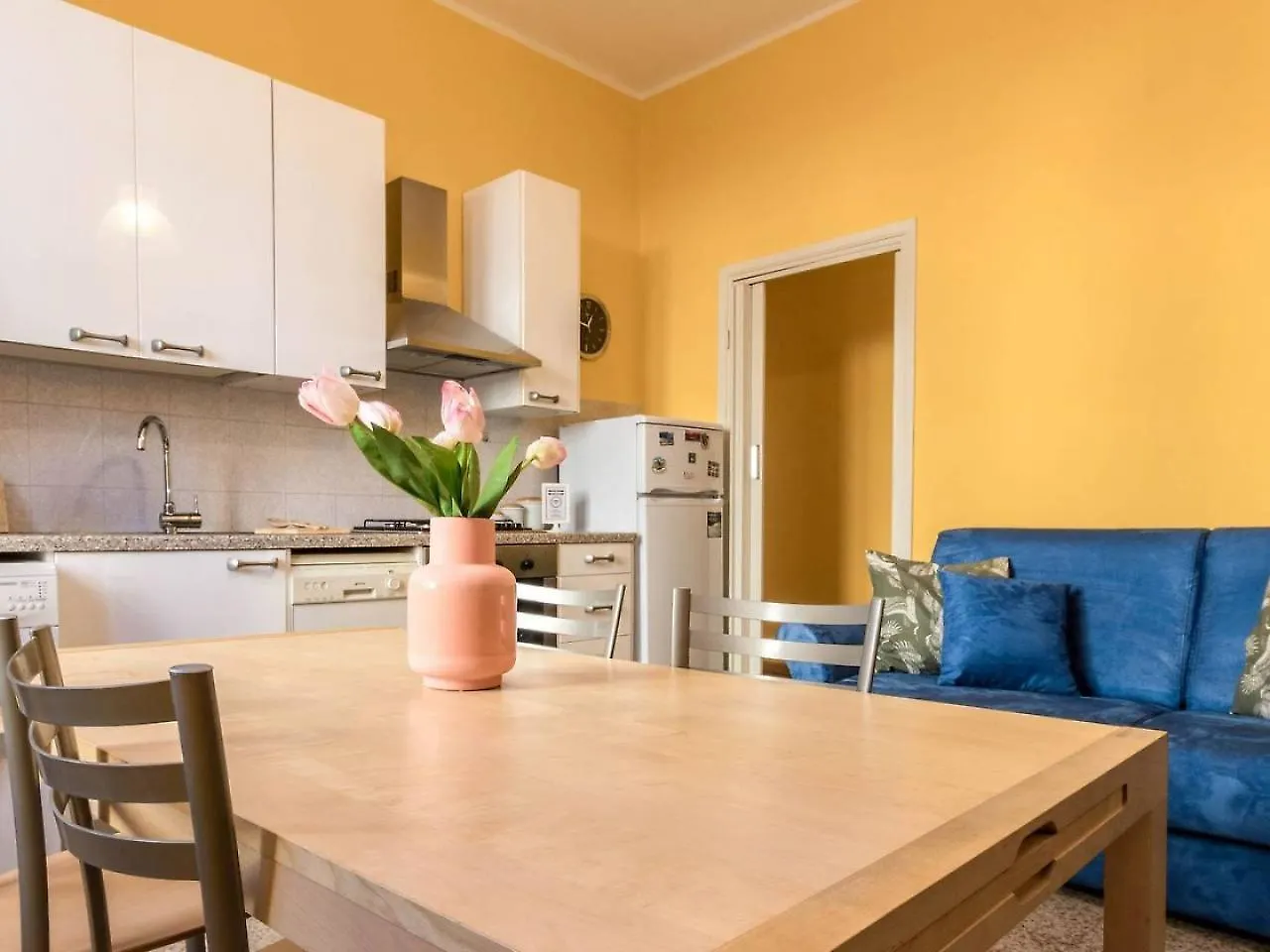Hintown Crescenzago Apartment Milan Italy